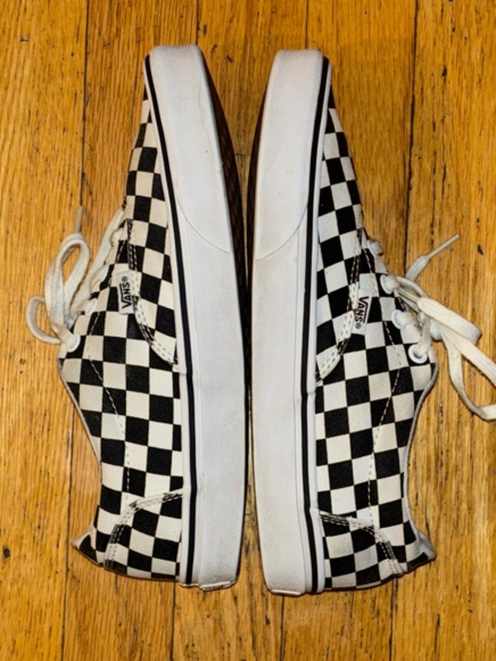Vans Classic Checkerboard Low-Top Lace-Up Sneaker - W8.5